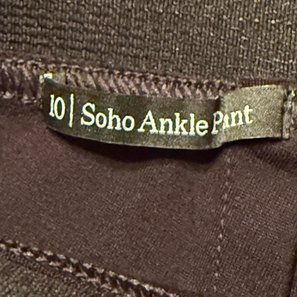 Talbots Soho Ankle Pant Black Pull On Stretch Slim Trousers Leggings Size 10 EUC - Picture 3 of 13